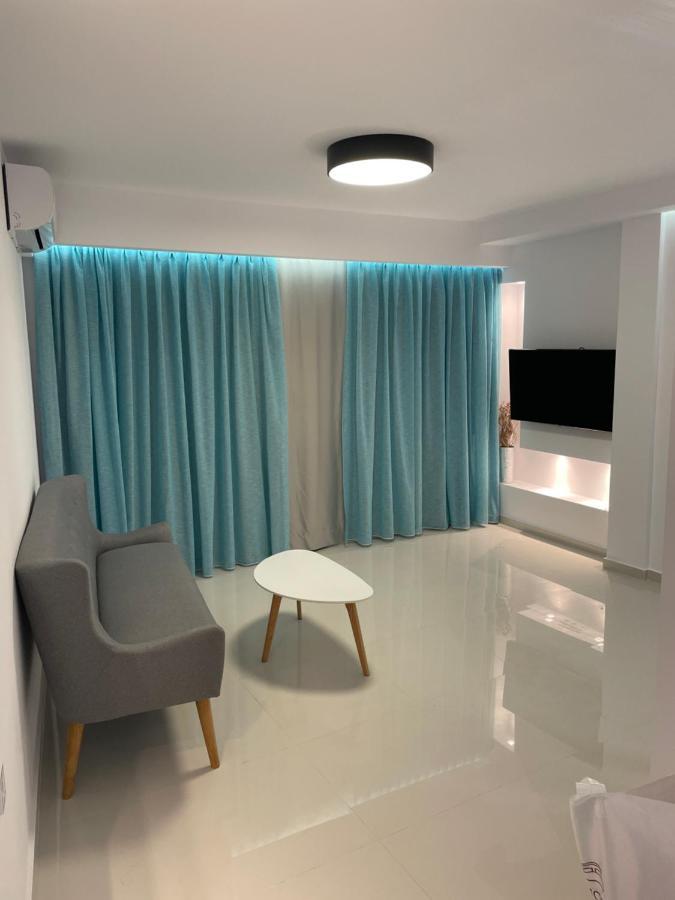 Haris White Apartment Roussospítion Eksteriør billede